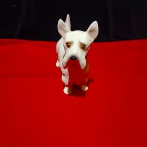 White Wheaten Scottish Terrier Figurine Dog 4" high & 5" length wide